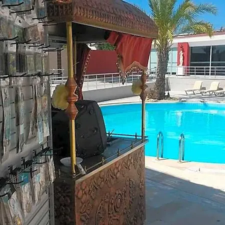 Winecity Hotel 3*